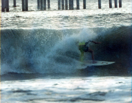 headdip.jpg (44588 bytes)